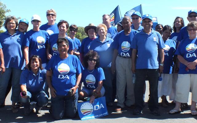 Die DA se â€œBlou Golfâ€ op pad na die strate kort voor die tussenverkiesing op 26 November 2014